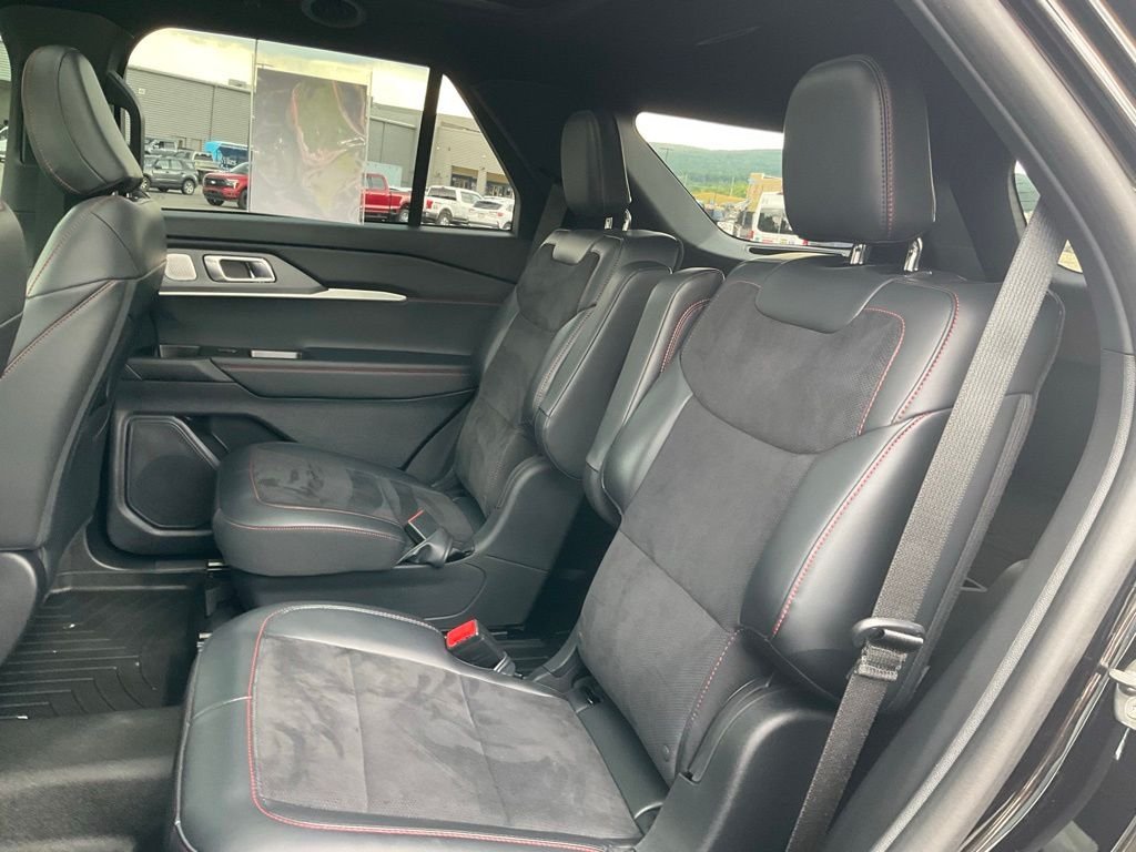 Used 2025 Black Metallic Ford ST image 20