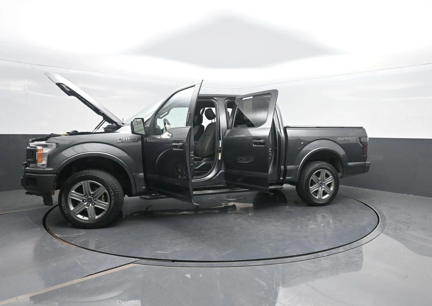 Used 2018 Magnetic Ford XLT image 47