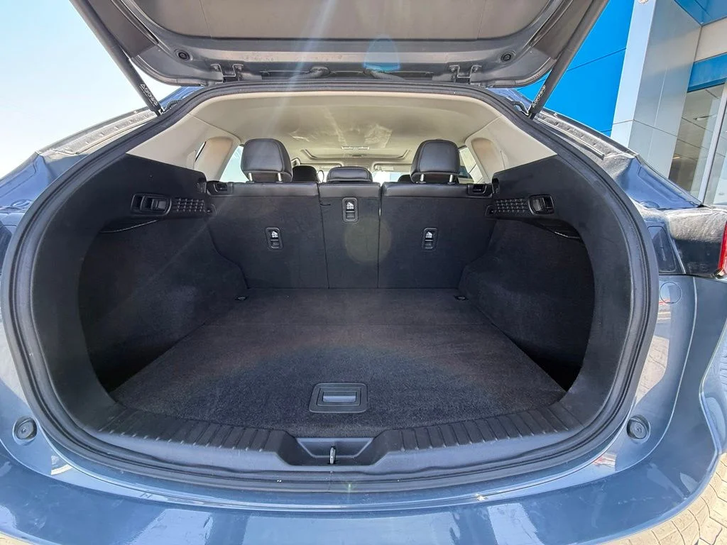 Used 2025 Gray Mazda 2.5 S Carbon Edition image 9