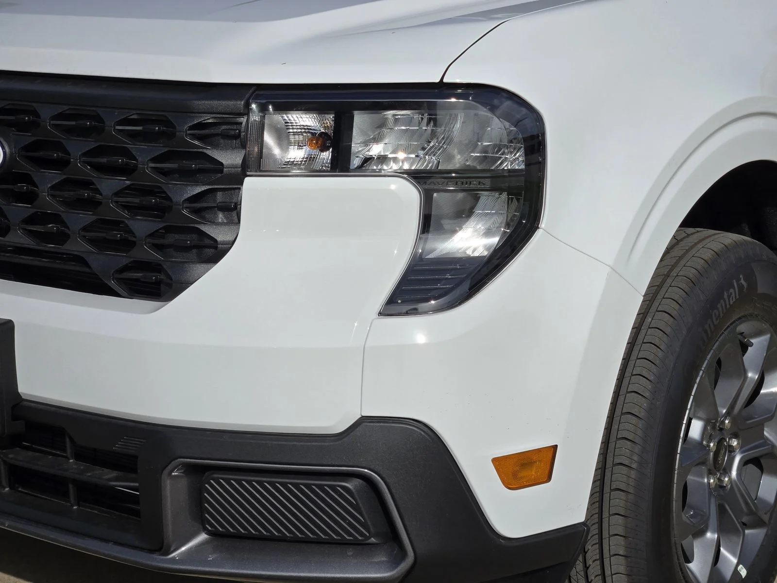 New 2026 Oxford White Ford XLT image 5