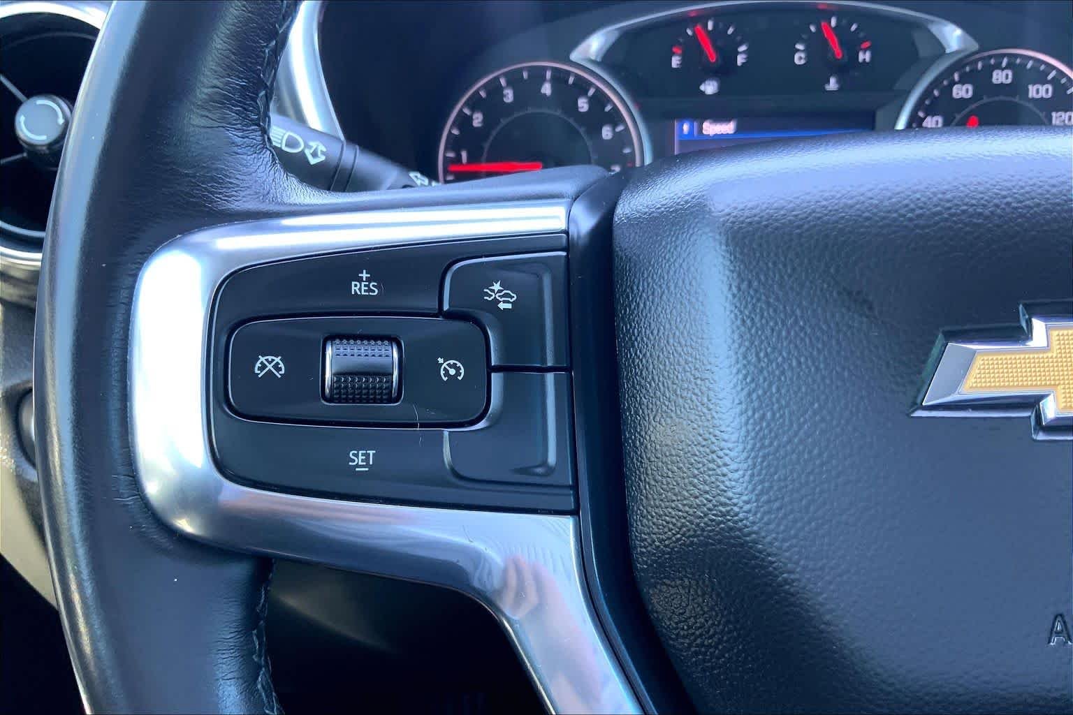 Used 2022 Summit White Chevrolet LT image 24