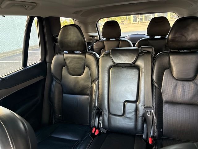 Used 2021 Gray Metallic Volvo T6 Inscription image 36