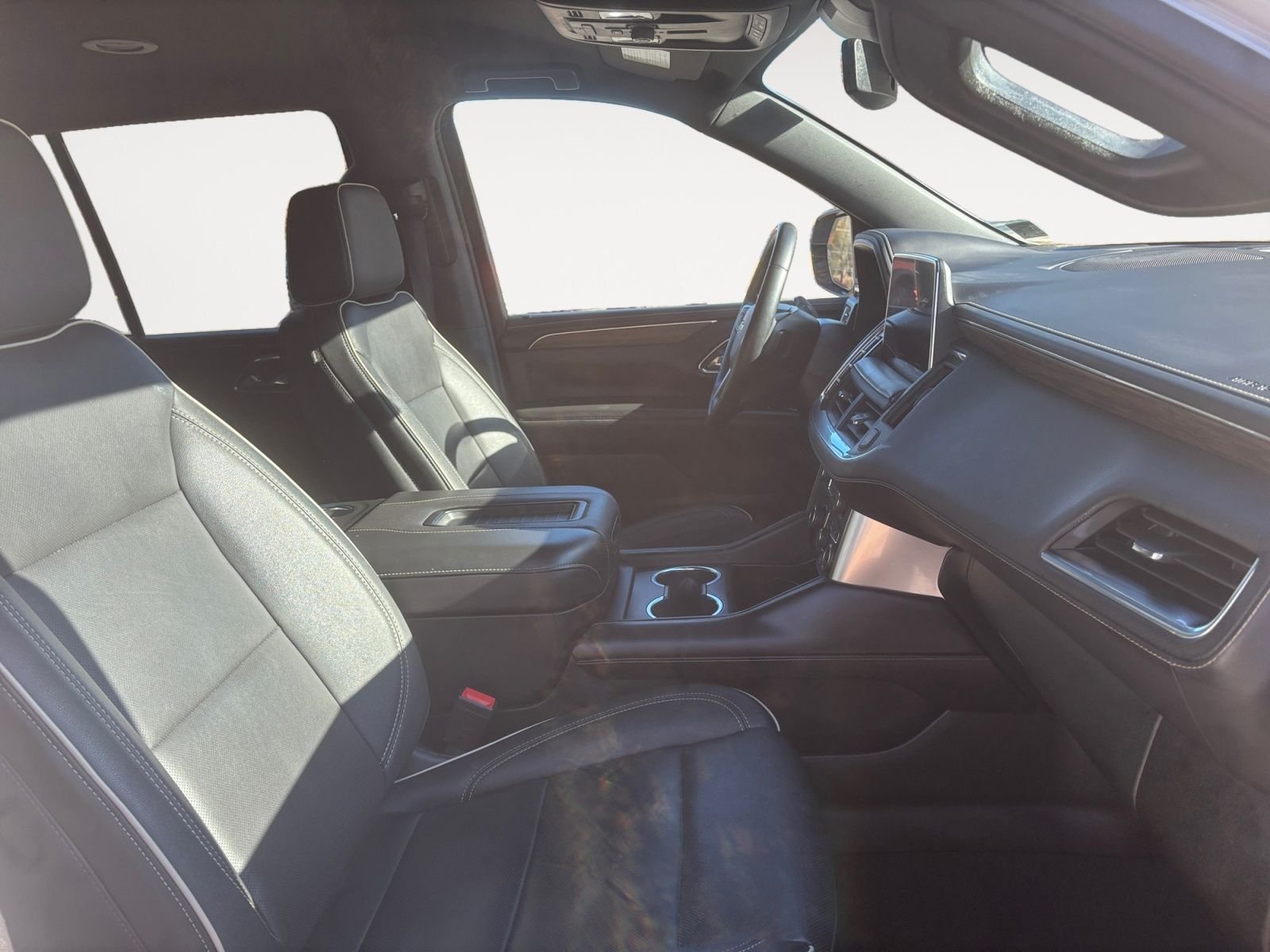 Used 2024 White Chevrolet Premier image 15