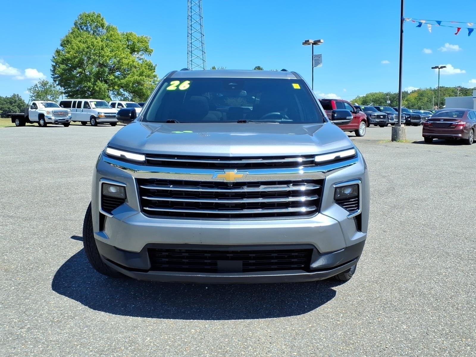 Used 2026 Sterling Gray Metallic Chevrolet FWD LT image 10