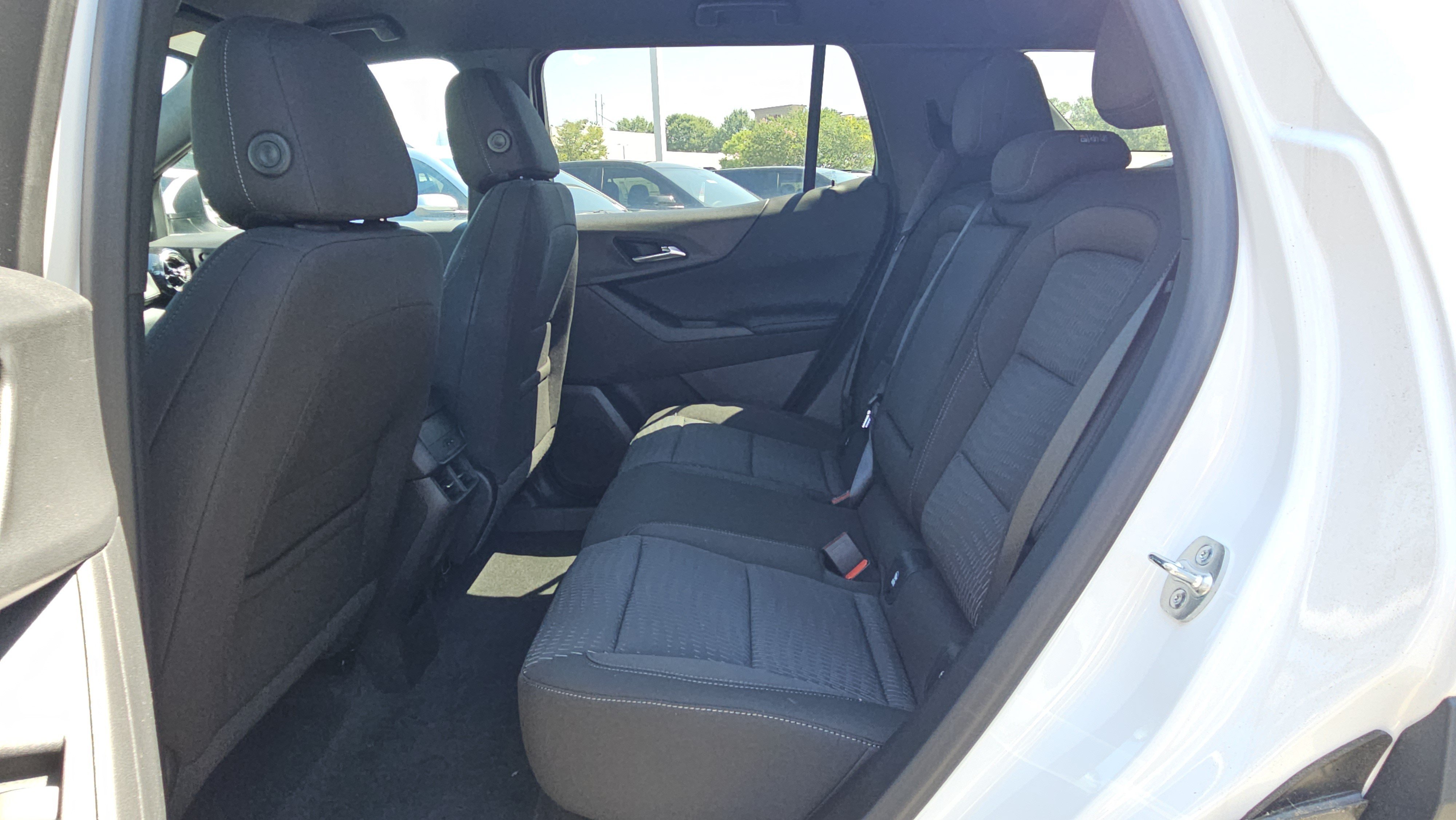 2026 Chevrolet Equinox LT - Photo 10