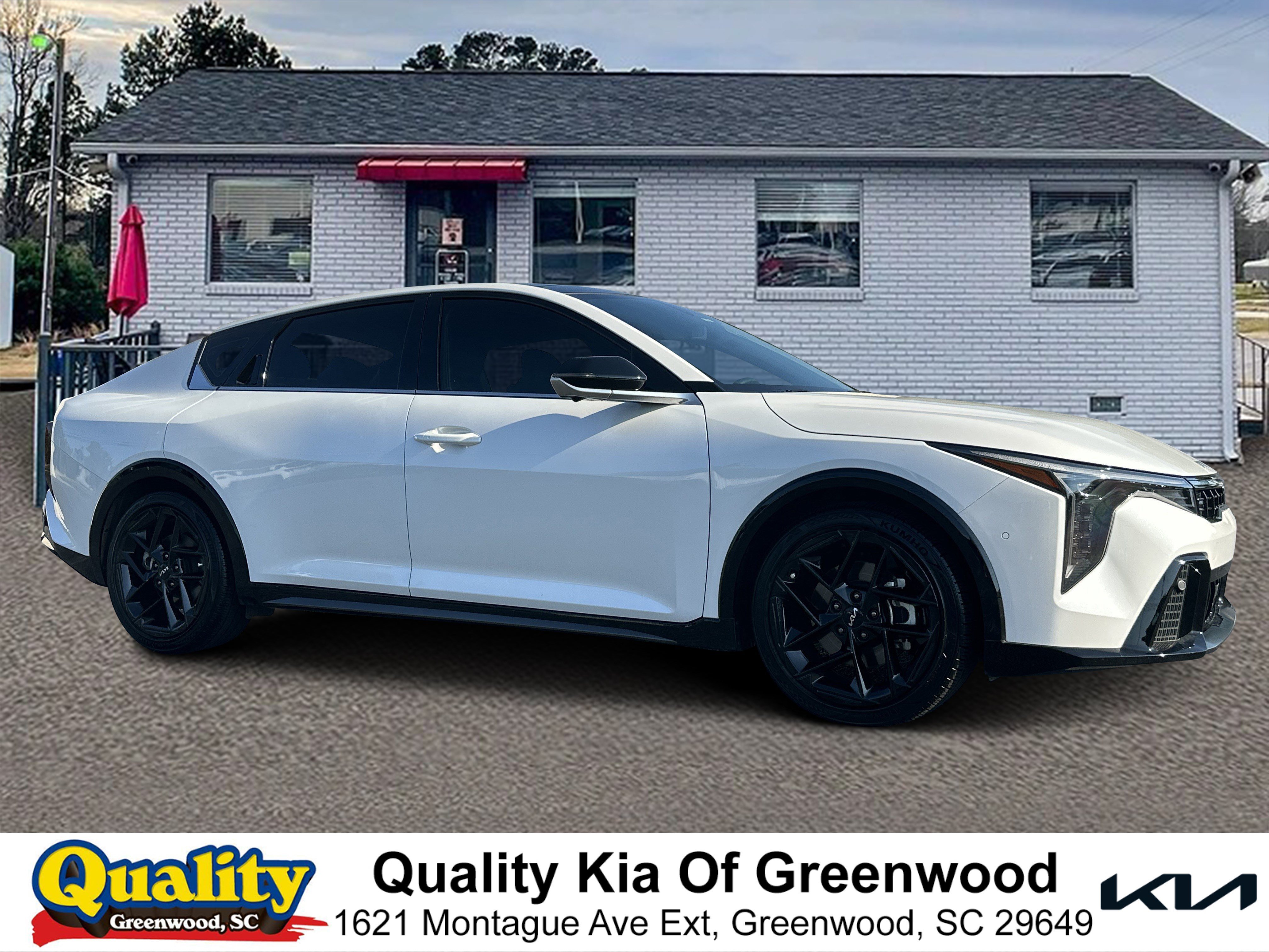 Used 2025 Snow White Pearl Kia GT-Line Turbo image 1