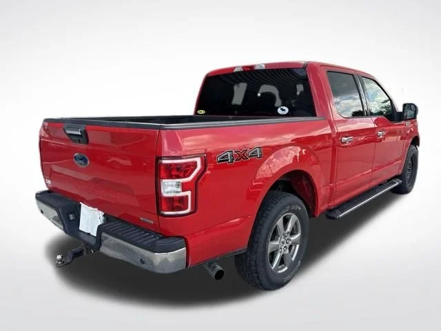 Used 2018 Red Ford XLT image 2