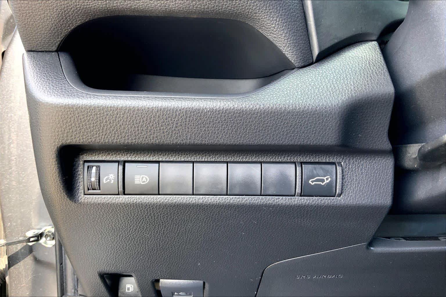 Used 2024 Magnetic Gray Metallic Toyota Hybrid XLE image 33