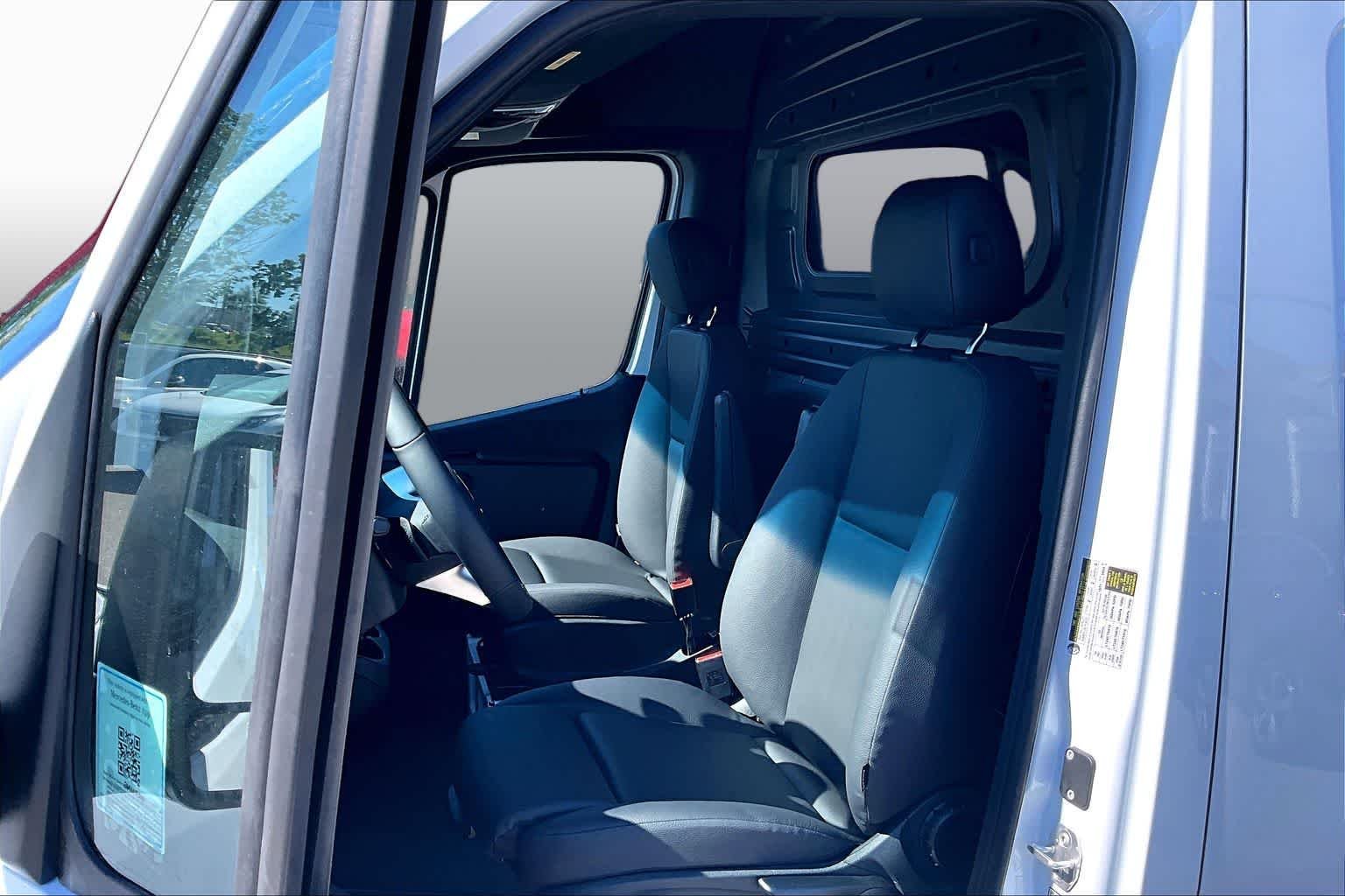 New 2026 Arctic White Mercedes-Benz  image 14