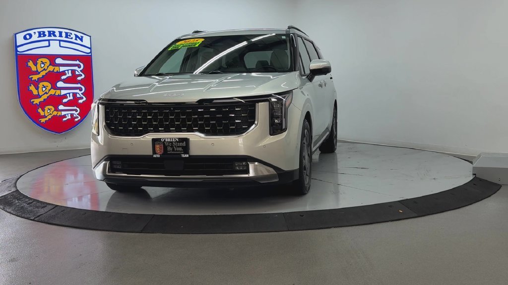 Used 2025 Ivory Kia SX image 9