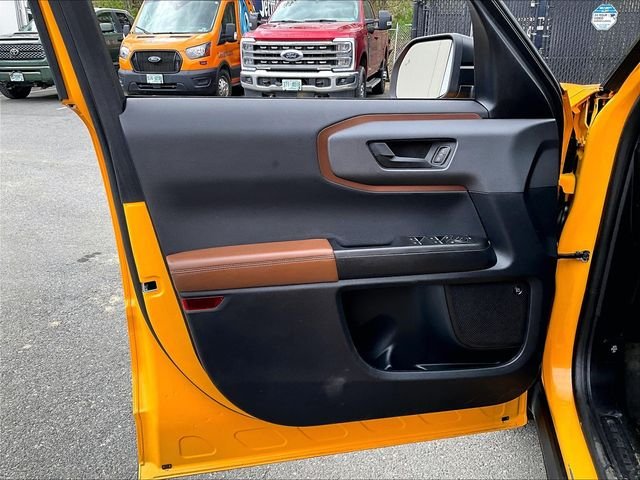 Used 2021 Orange Ford Badlands image 19