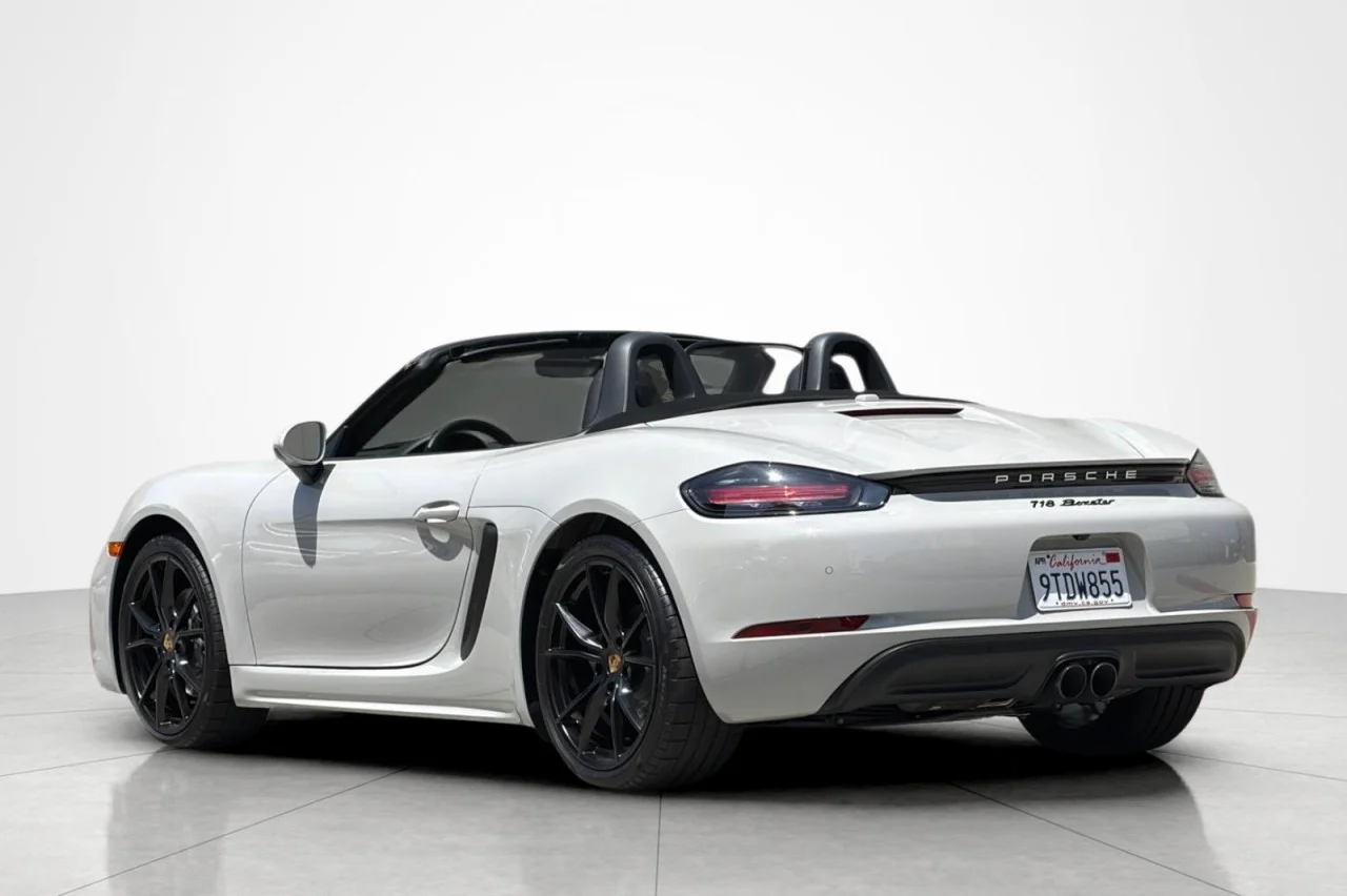 Used 2025 CHALK Porsche  image 3