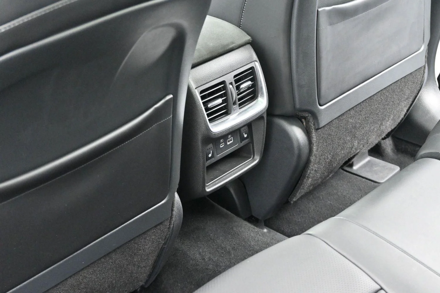 Used 2024 Black Obsidian INFINITI SENSORY image 33