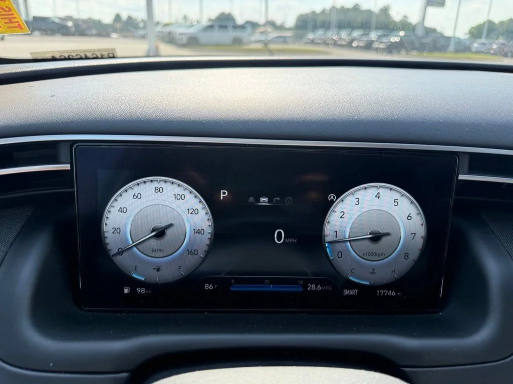 Used 2023 Silver Hyundai XRT image 13