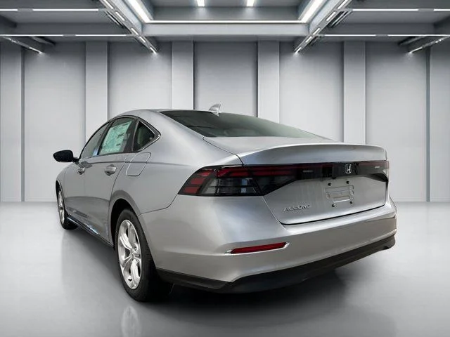 New 2026 Solar Silver Metallic Honda LX image 3