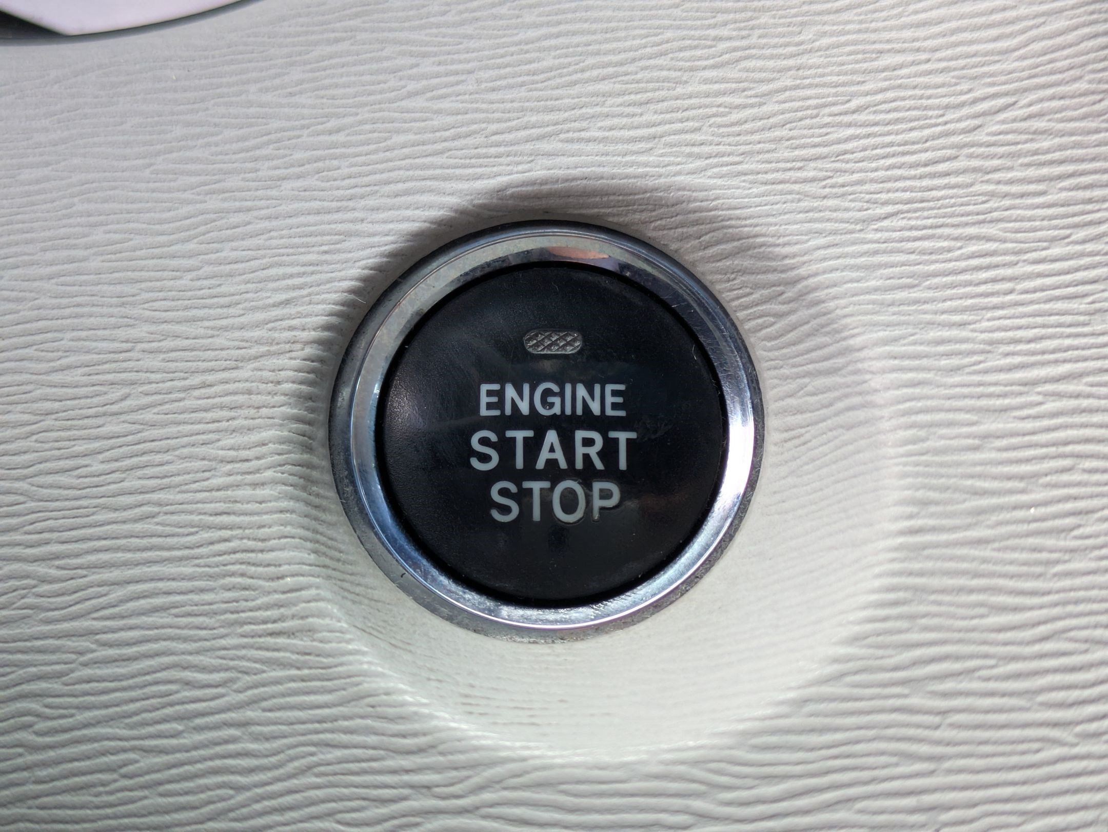 Used 2011 Predawn Gray Mica Toyota XLE AAS image 20