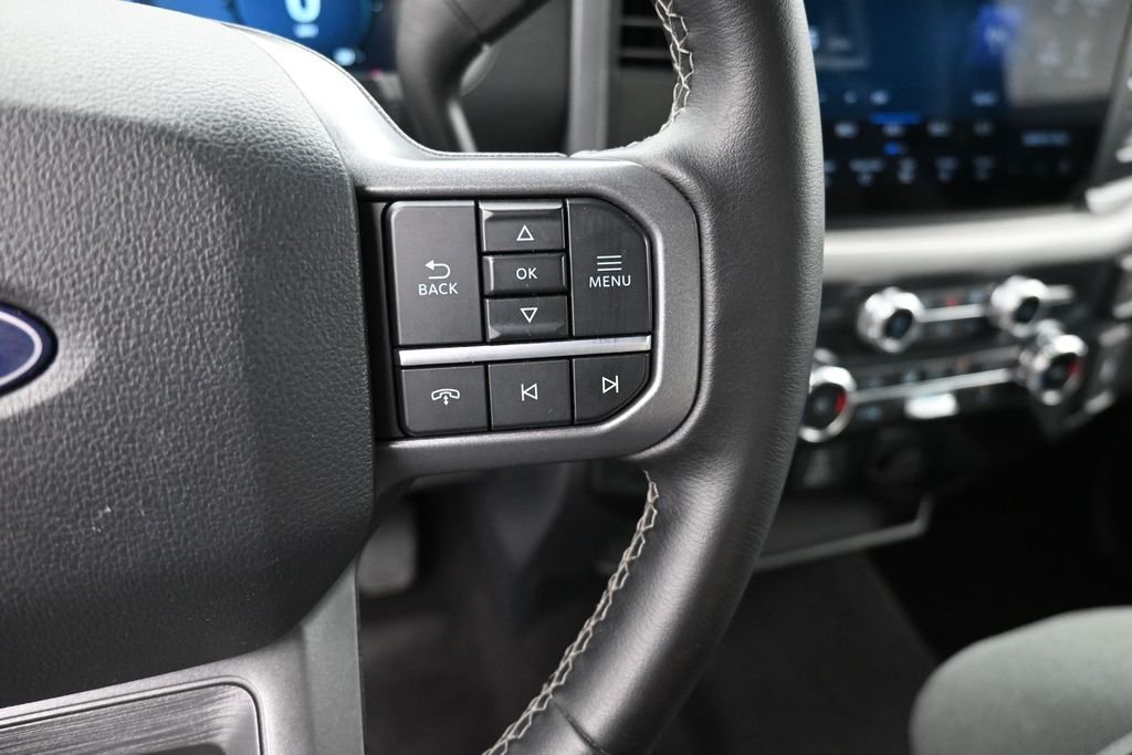 Used 2025 Gray Ford XLT image 6