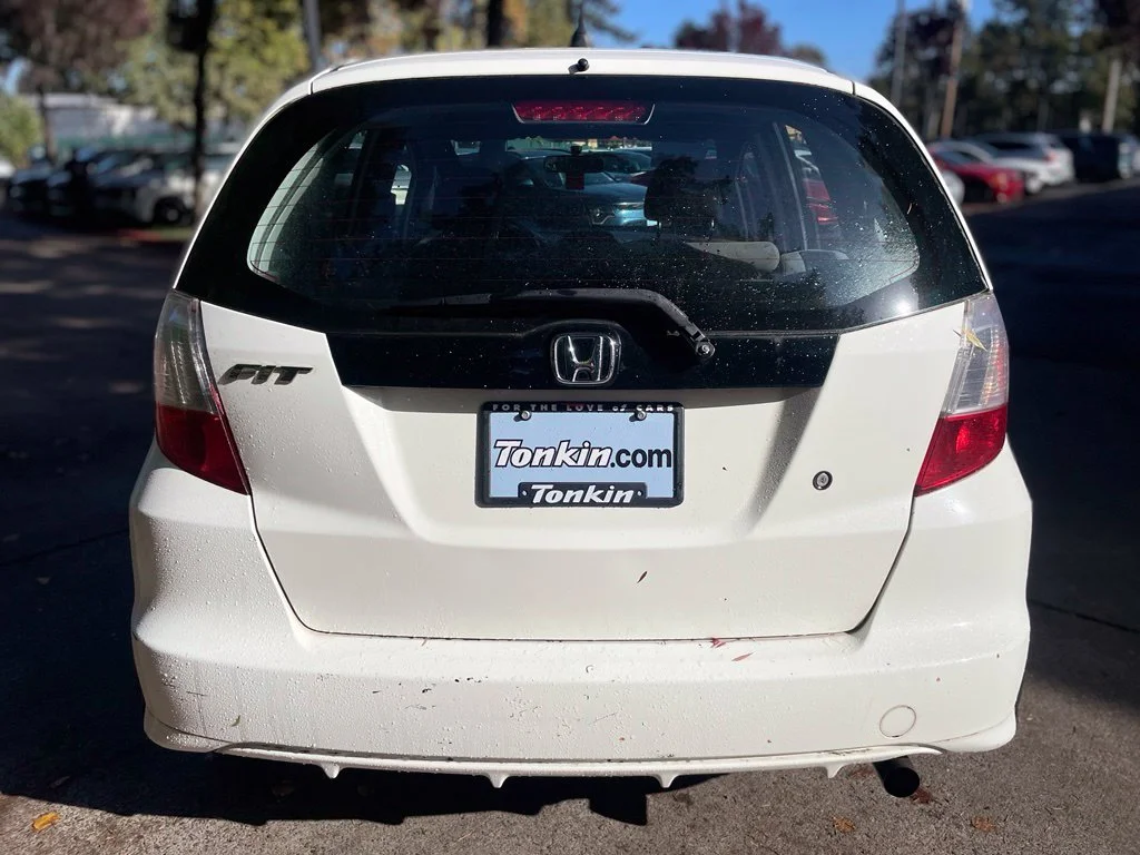 Used 2010 White Honda Base image 5