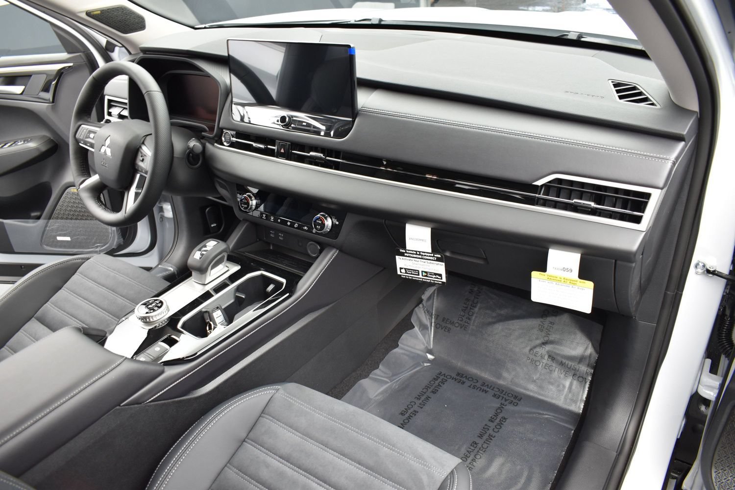 New 2026 White Mitsubishi SE 1.5T 2WD image 7