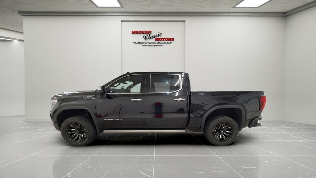 Used 2023 Black GMC Denali Ultimate image 4