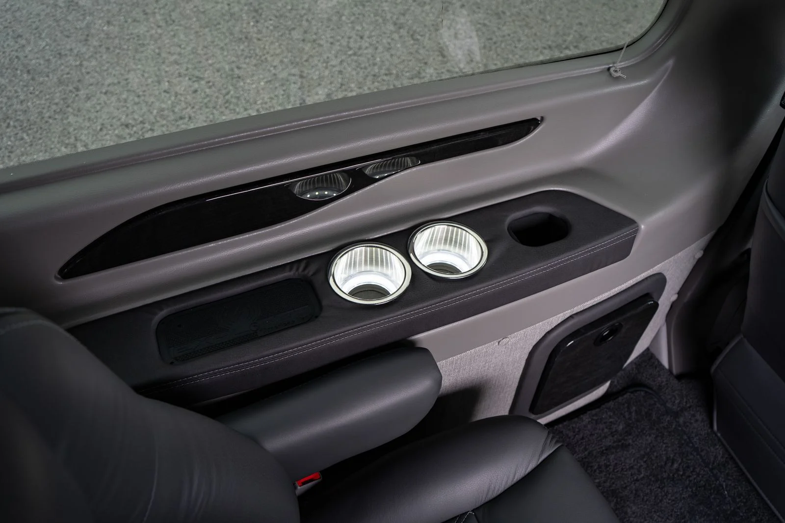 New 2026 Black Ford Explorer Edition Trail Package image 50
