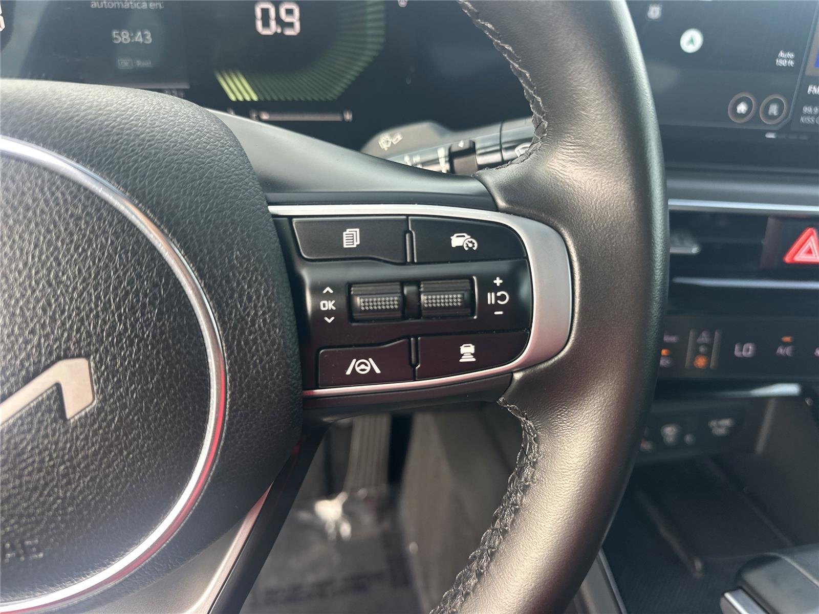 Certified Used 2025 Aurora Black Pearl Kia GT-Line image 10