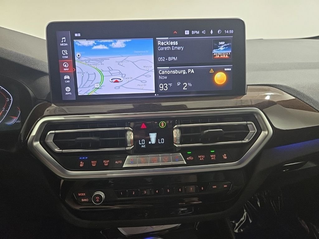 Used 2023 Gray BMW xDrive30i image 16