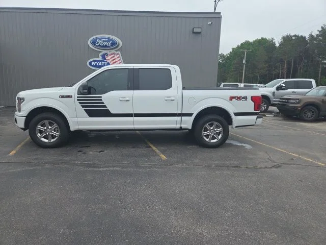 Used 2020 White Ford XLT image 9