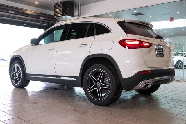 New 2026 Polar White Mercedes-Benz GLA 250 image 6