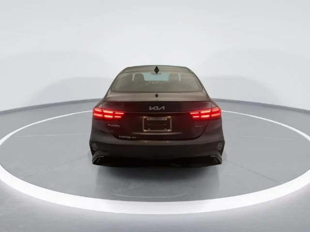 Used 2023 Gray Kia GT-Line image 5
