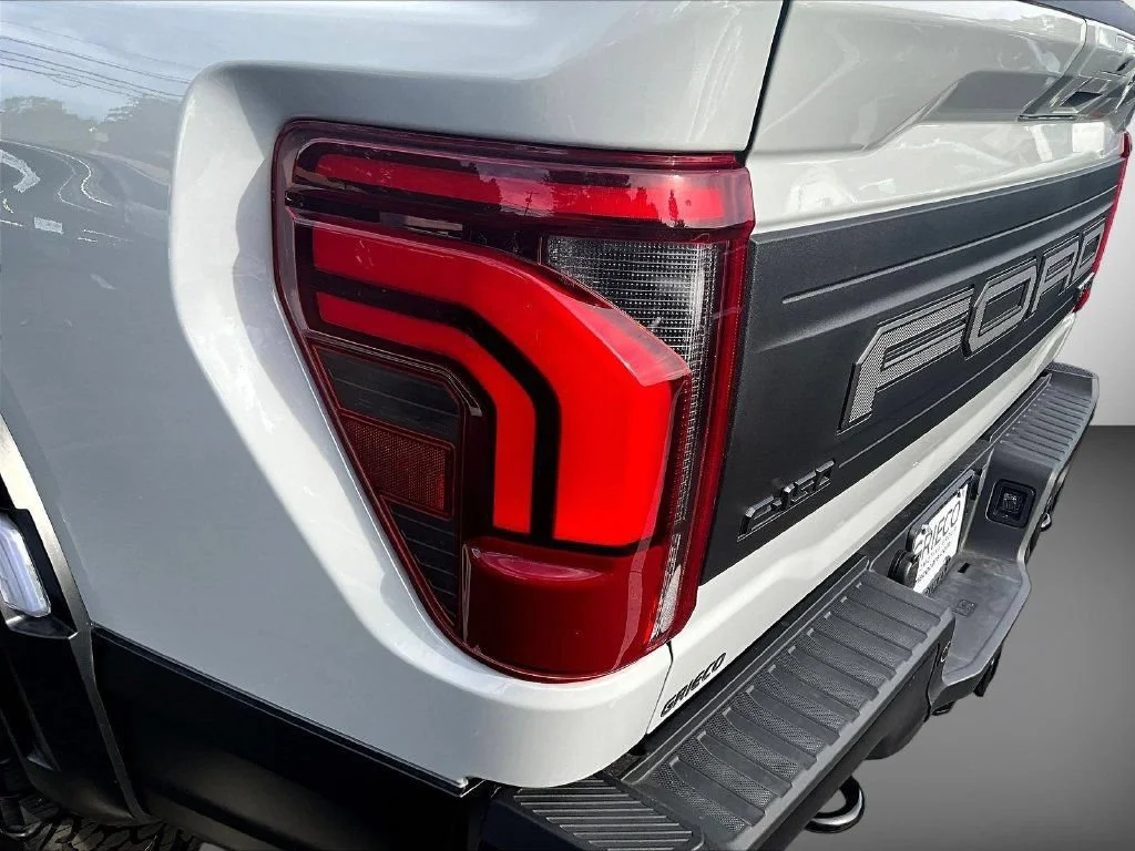 Used 2026 Avalanche Ford Raptor image 26