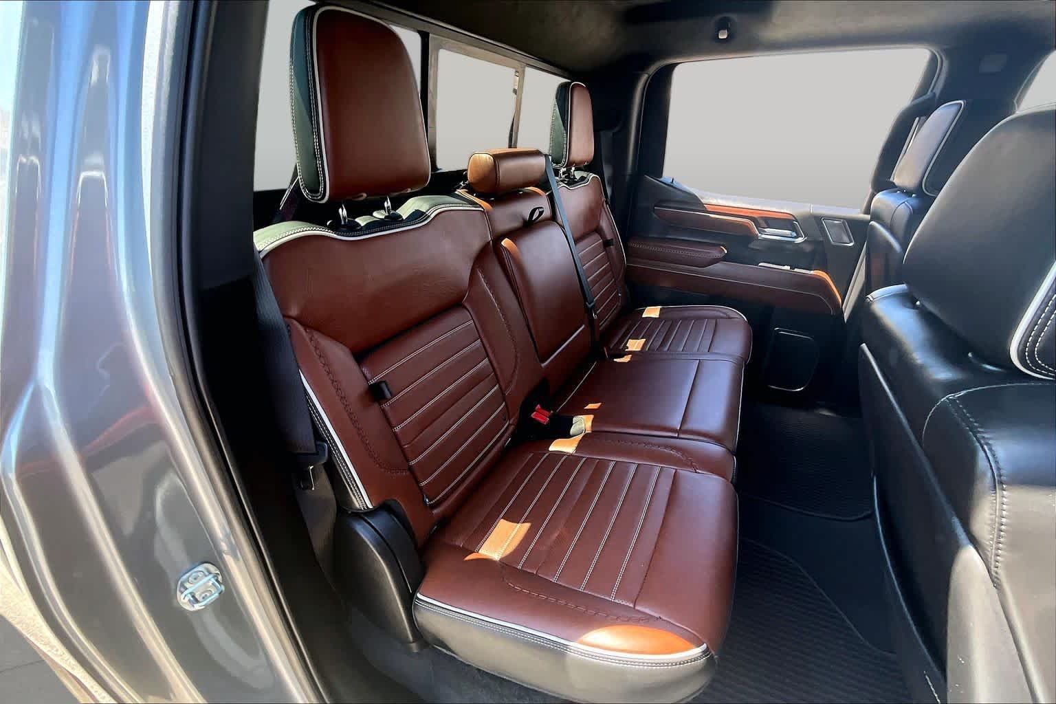 Used 2024 Sterling Metallic GMC Denali Ultimate image 19