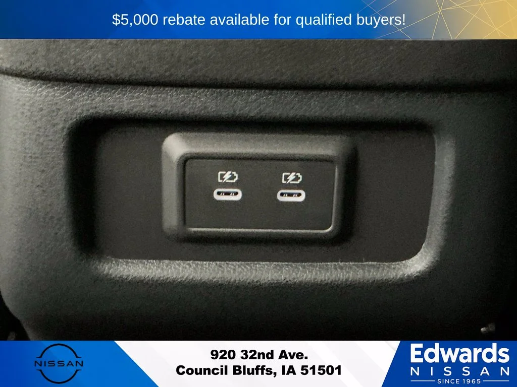 New 2026 Everest White Pearl TriCoat Nissan SL image 19