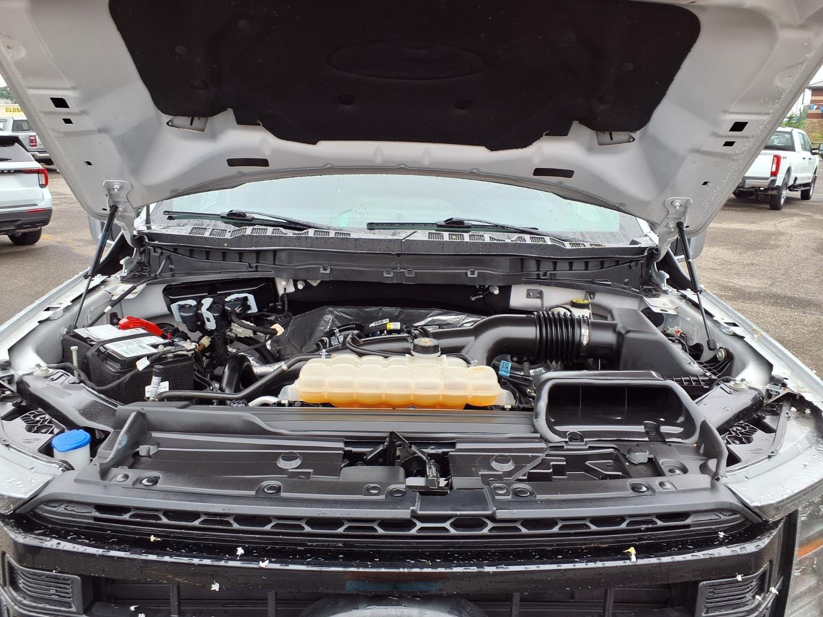 Used 2023 Silver Ford LARIAT image 31