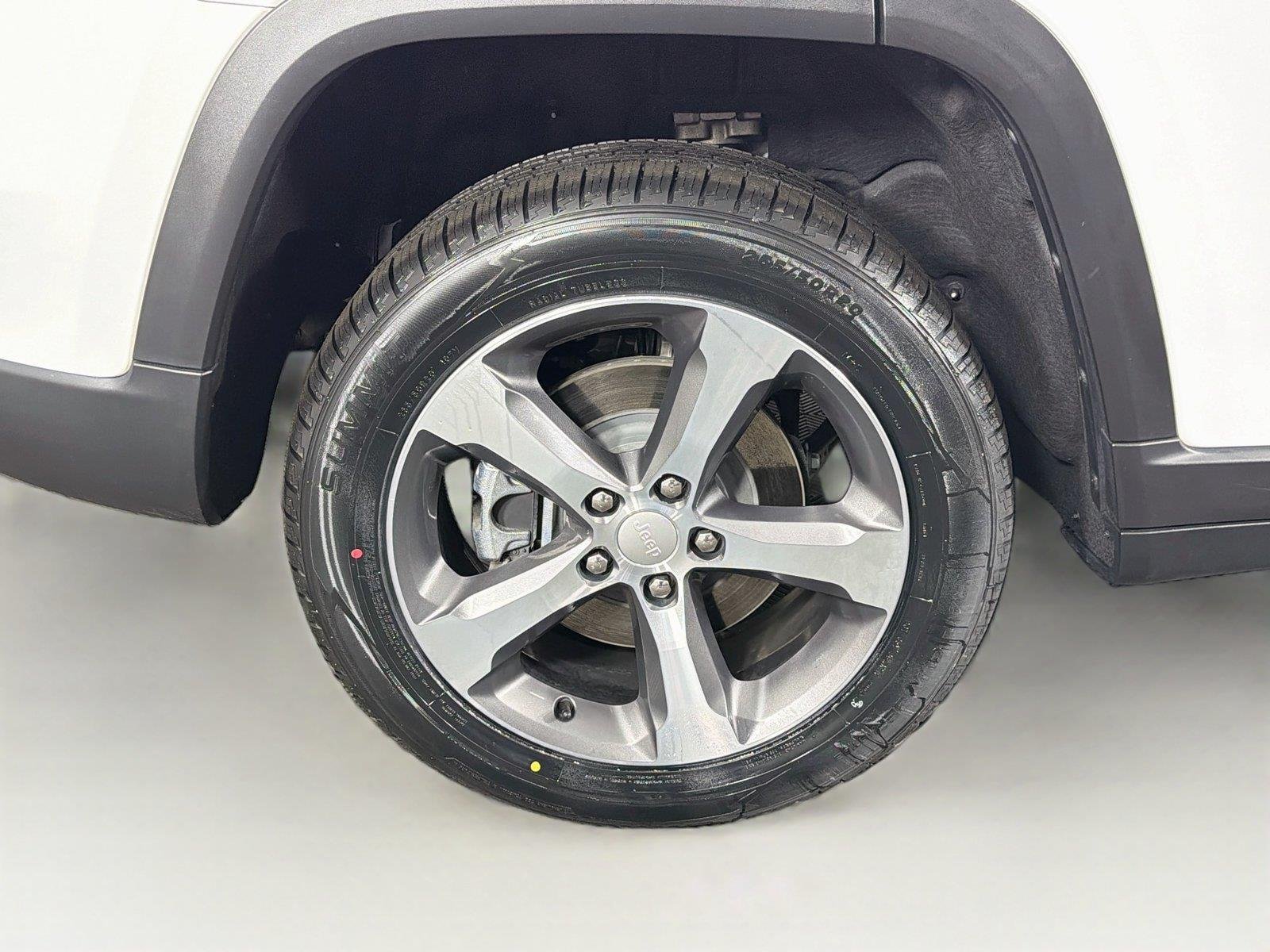 Used 2022 Bright White Clearcoat Jeep  image 35