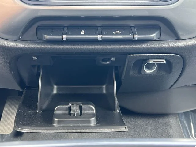 Used 2019 Gray Chevrolet LT image 22