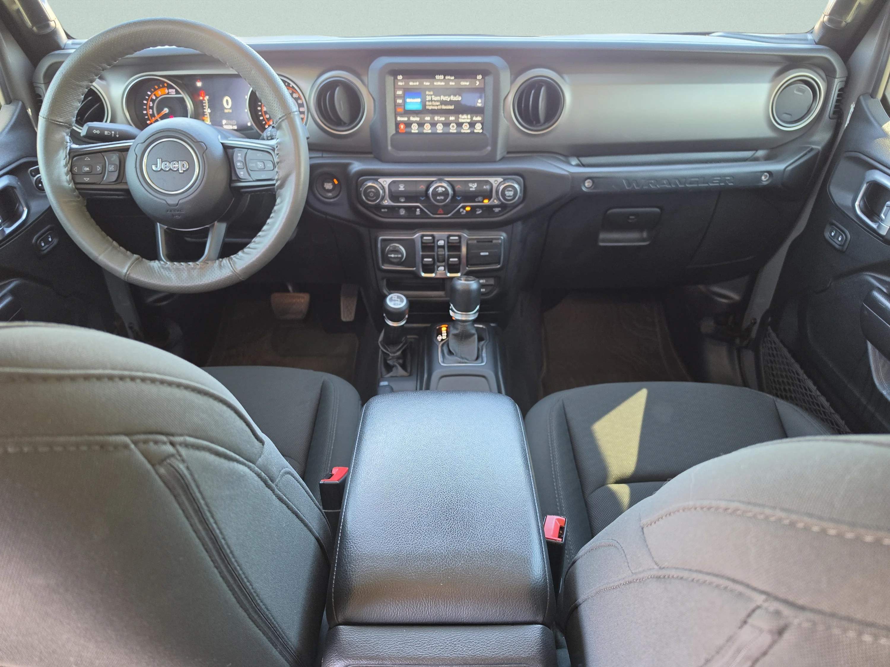 Used 2020 Sting-Gray Clearcoat Jeep Sport S image 20
