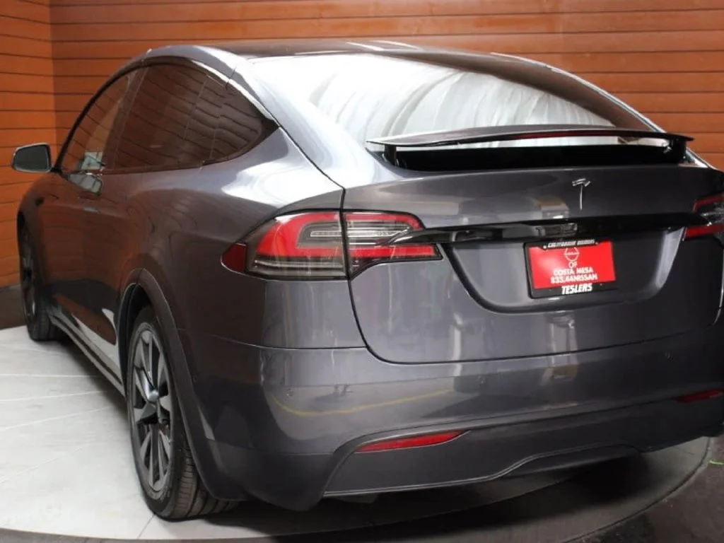 Used 2022  Tesla Base image 29