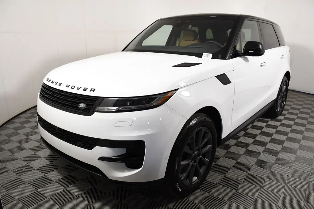 New 2026 Fuji White Land Rover SE image 1
