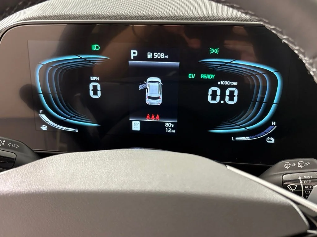 New 2026 Snow White Pearl Kia EX image 28