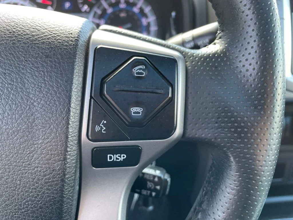 Used 2018 Classic Silver Metallic Toyota SR5 Premium image 22