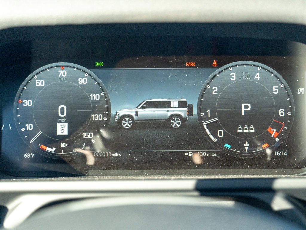 New 2026 Santorini Black Land Rover S image 13