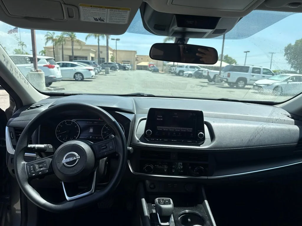 Used 2024 Gray Nissan S image 21