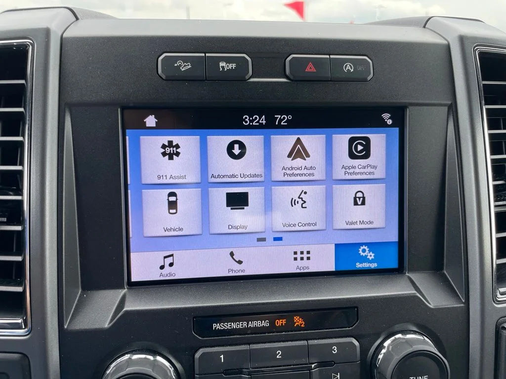Used 2019 Ruby Red Metallic Ford XLT image 18