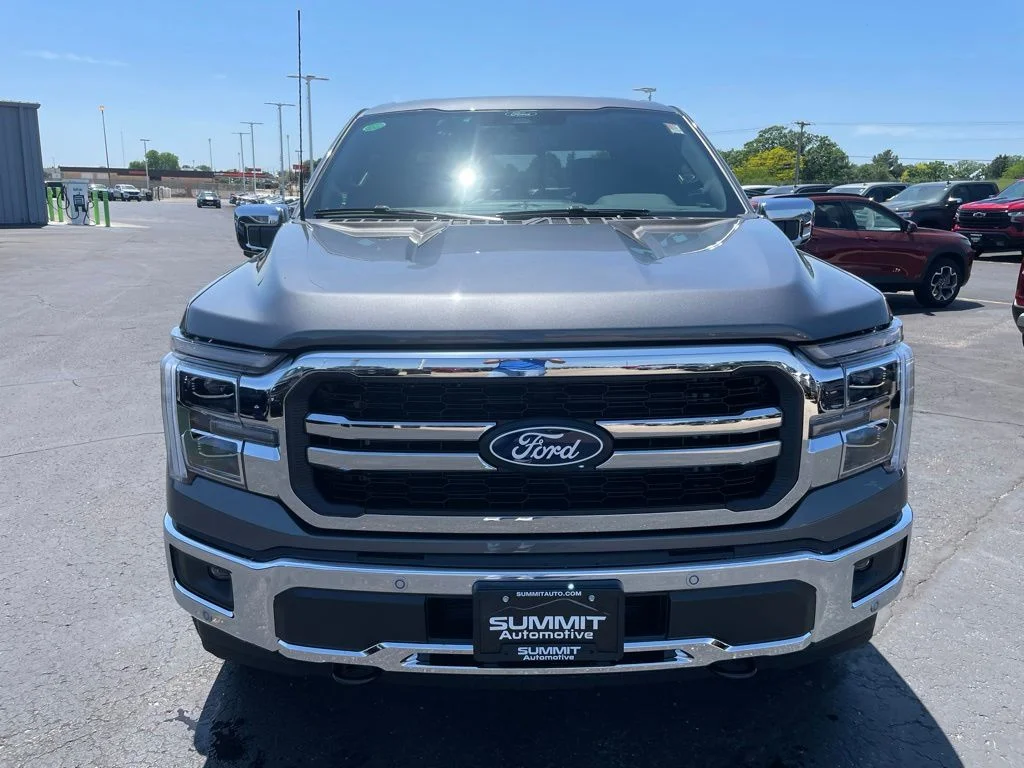 New 2026 Carbonized Gray Metallic Ford Lariat® image 29