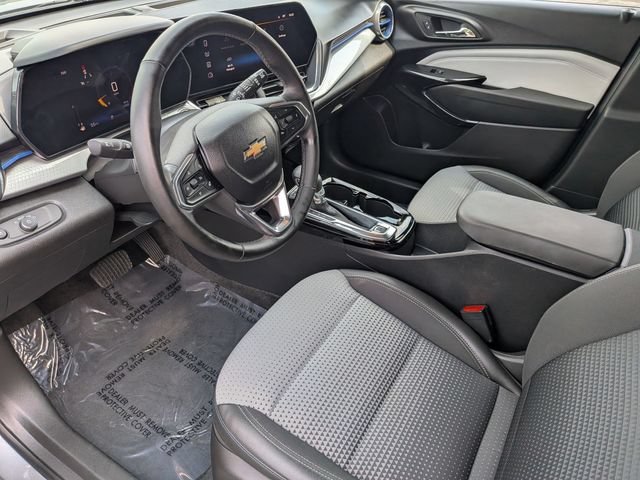 Used 2024 Sterling Gray Metallic Chevrolet LT image 13