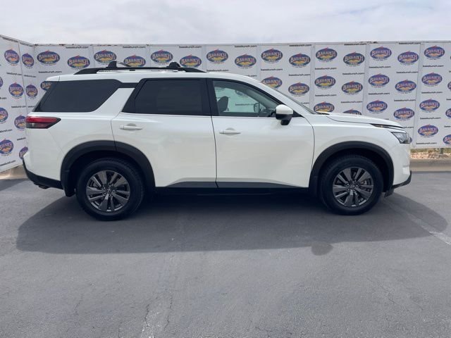 2024 Nissan Pathfinder SV FWD