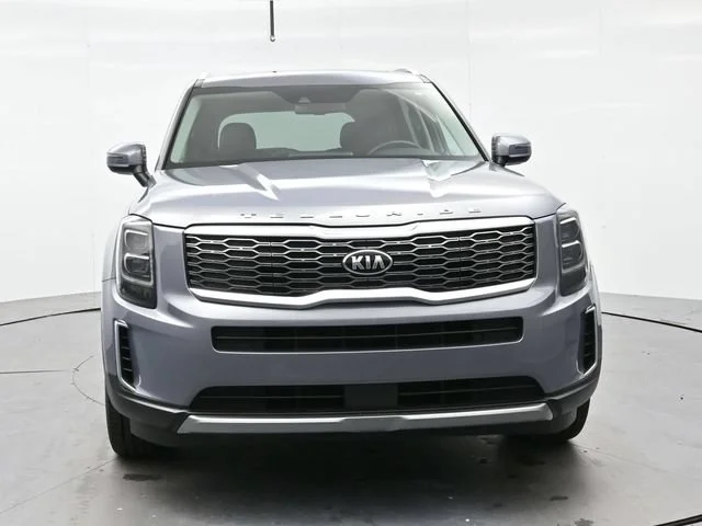 Used 2021 Everlasting Silve Kia EX image 2