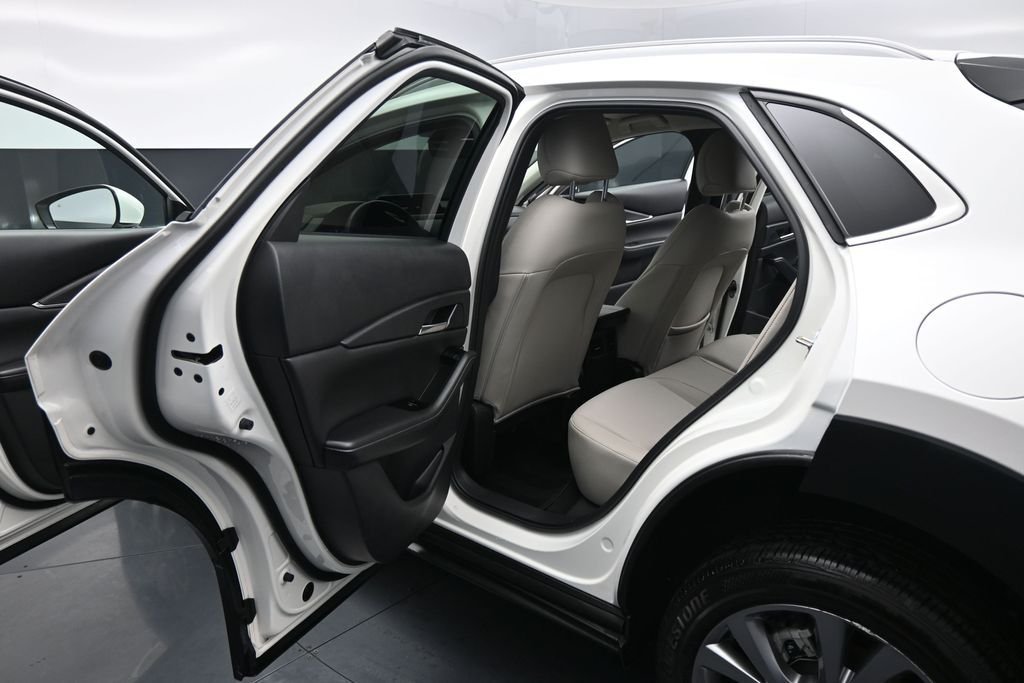 Used 2023 Black Ford Outer Banks image 33