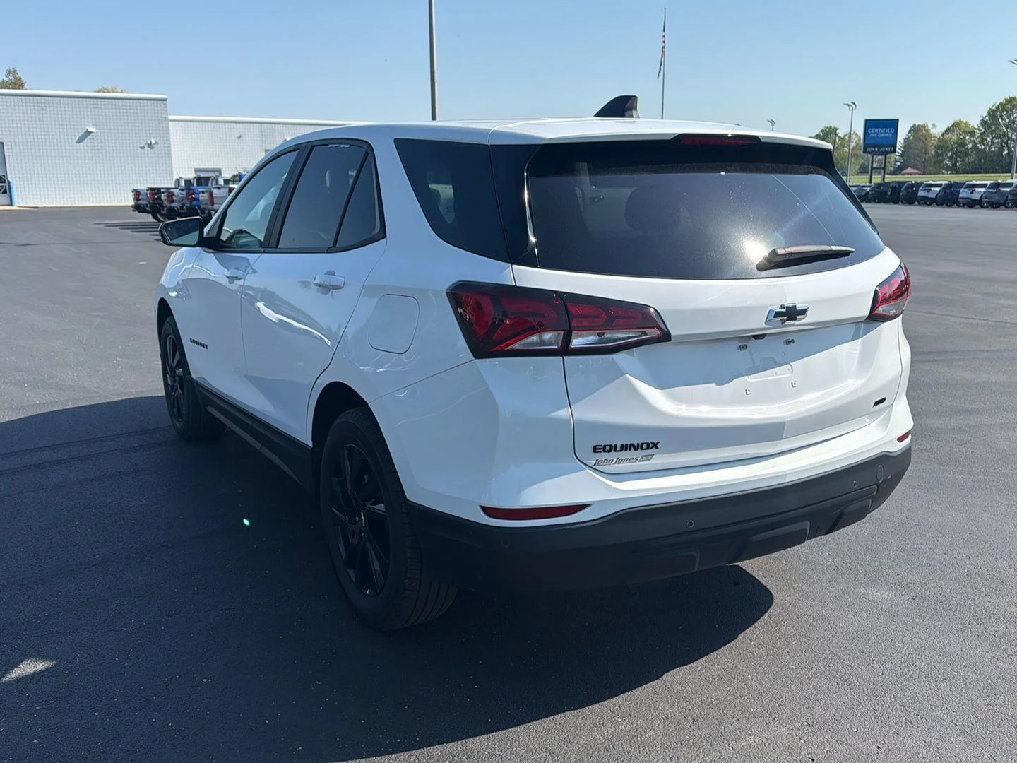 Used 2024 Summit White Chevrolet LS image 16